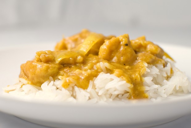 Курица карри с куркумой