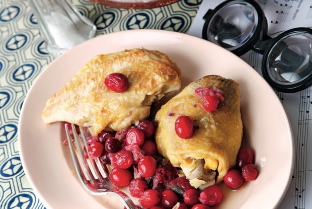 Курица с брусникой от экзистенциалистов