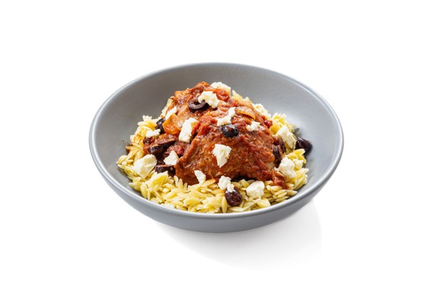 Курица с оливками и сыром фета