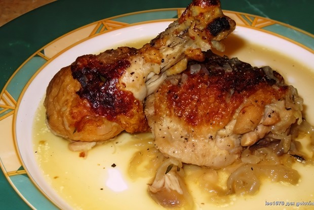 Курица тушеная с тимьяном