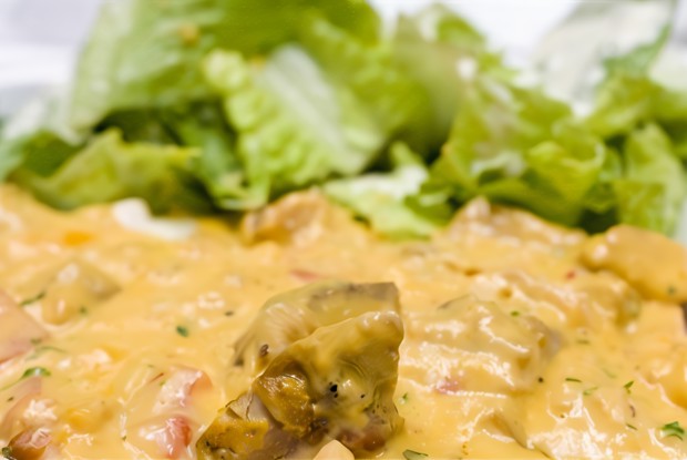 Курица в сырном соусе