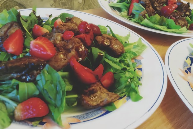 Куриная печень по-анжуйски