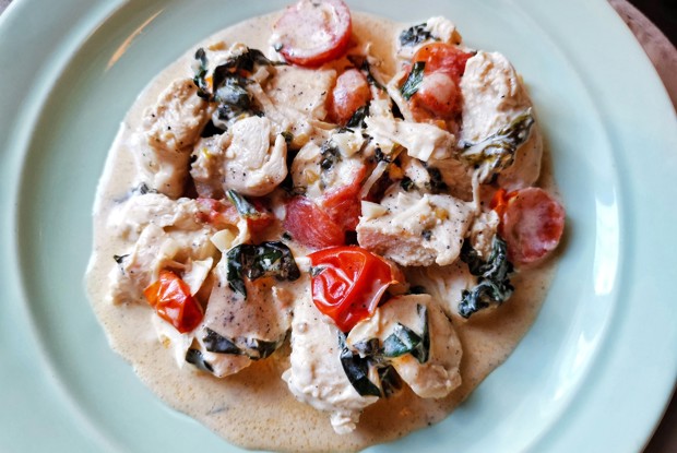 Куриная грудка в сметане