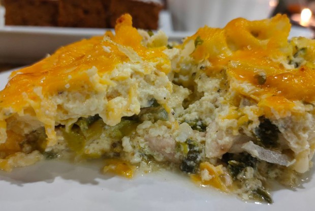 Куриная грудка, запеченная с цветной капустой и шпинатом