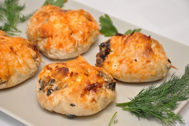 Куриные бомбочки с грибами