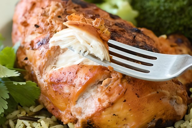 Куриные грудки в специях на гриле