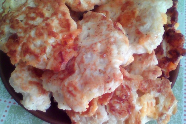 Куриные котлеты с ананасами