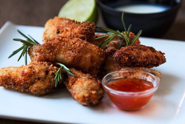 Куриные крылышки в маринаде из пахты