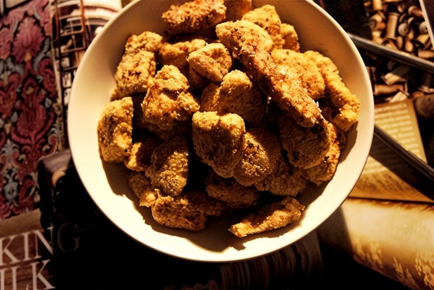 Куриные нагетсы в отрубях