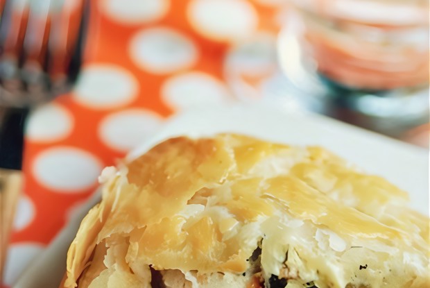 Куриные рулеты в слоеном тесте