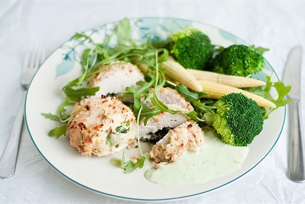 Куриные рулетики с горчичным соусом