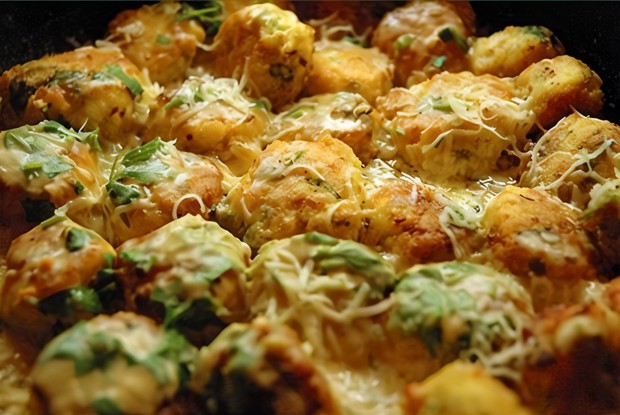 Куриные шарики в сливочном соусе