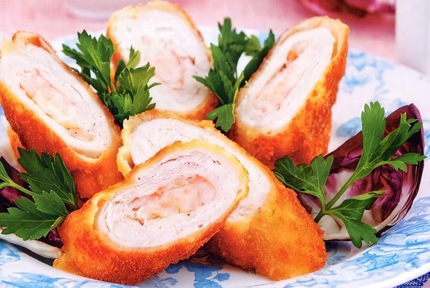 Куриный сюпрем с соусом «Шампань»