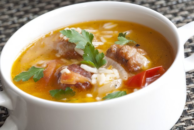 Куриный суп с рисом и сыром