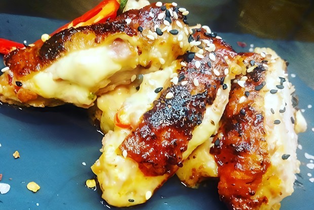 Куриное бедро с чили и беконом