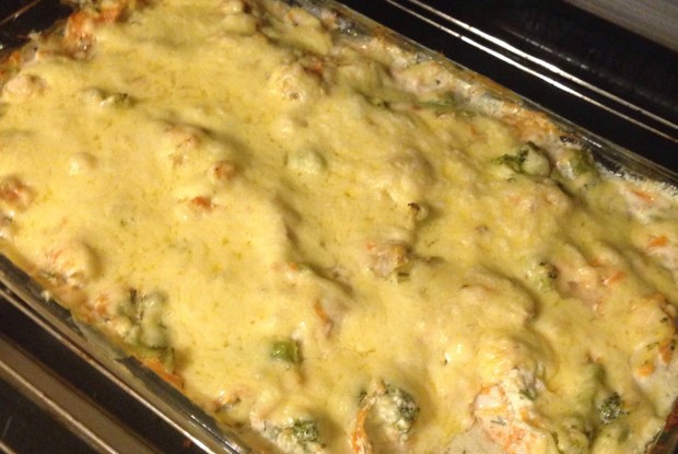 Куриное филе с брокколи под сыром