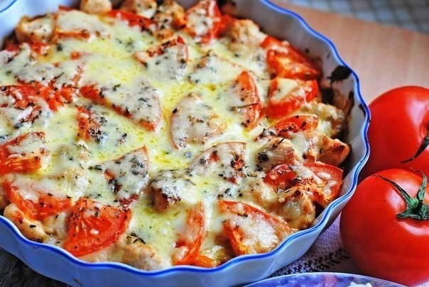 Куриное филе с овощами и сыром