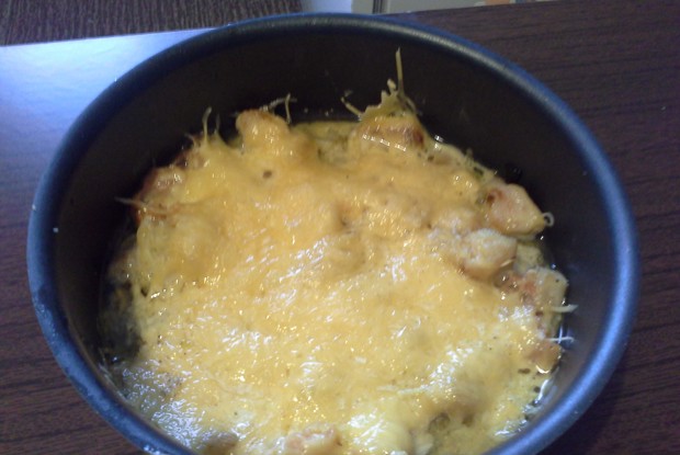 Куриное филе, запеченное с яблоками