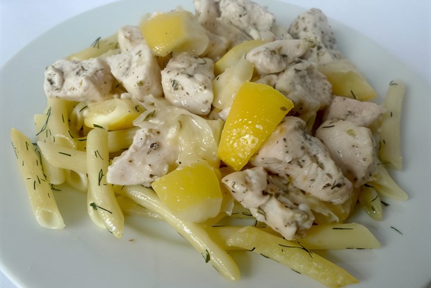 Куриное филе, запеченное с лимонами