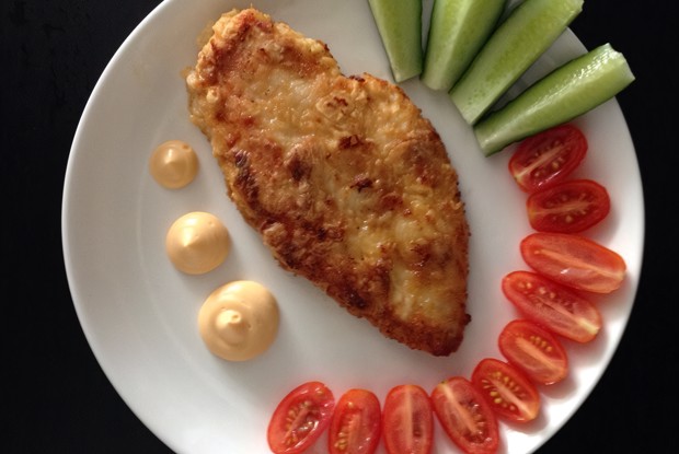 Куриные грудки в сливочном кляре с приправами