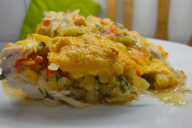 Куриные кармашки с начинкой из овощей и сыра