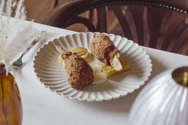 Куриные крылышки в стиле кордон-блю с хрустящей картошкой