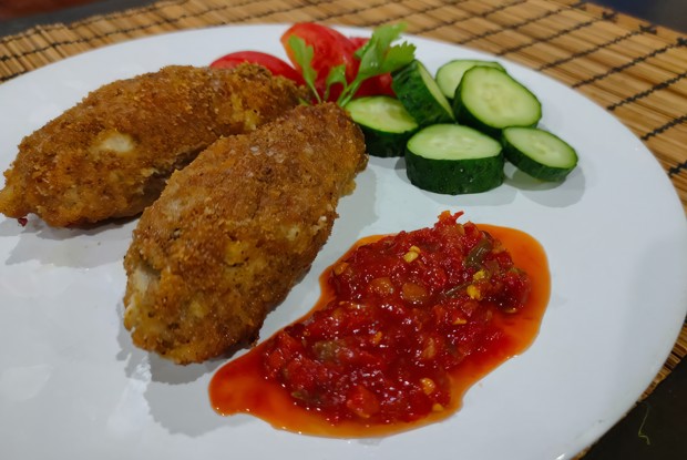 Куриные купаты с луком