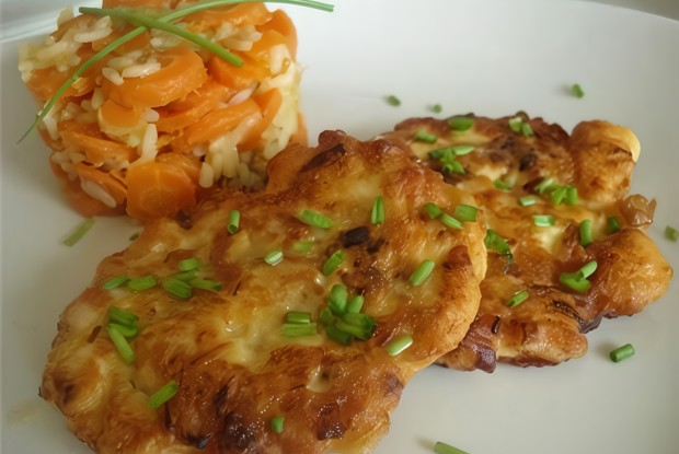 Куриные оладьи с чесноком и майонезом