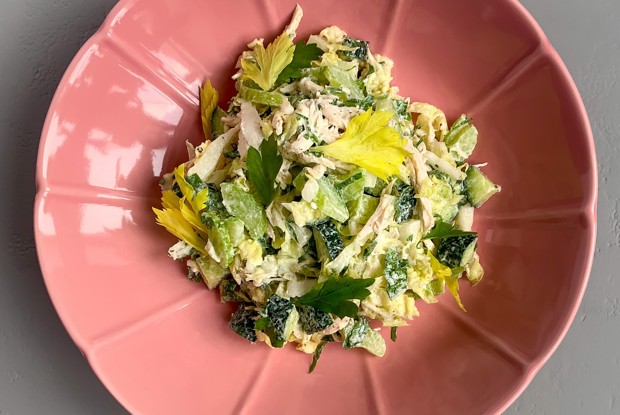 Куриный салат с мацони