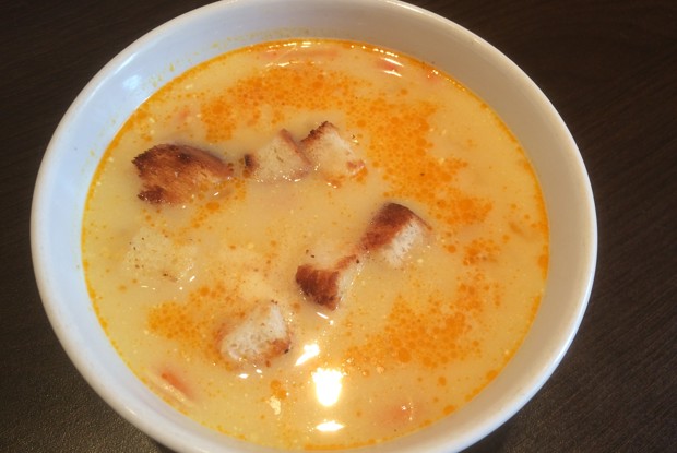 Куриный сливочный суп с кукурузой и болгарским перцем