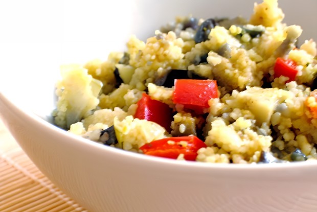 Кускус с баклажанами и помидорами