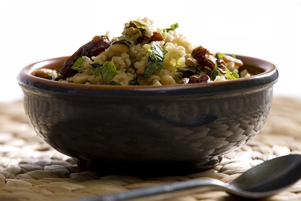 Кускус с кедровыми орехами и миндалем