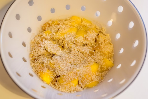 Кускус с манго и кокосовыми сливками