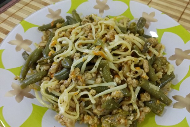 Лапша со спаржевой фасолью