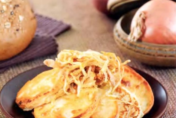 Латкес (оладьи из пшеничной муки)