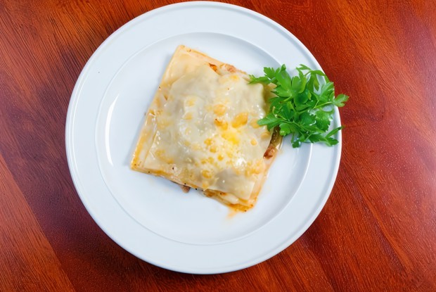 Лазанья с лососем и рататуем