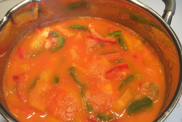 Лечо из болгарского перца и помидоров