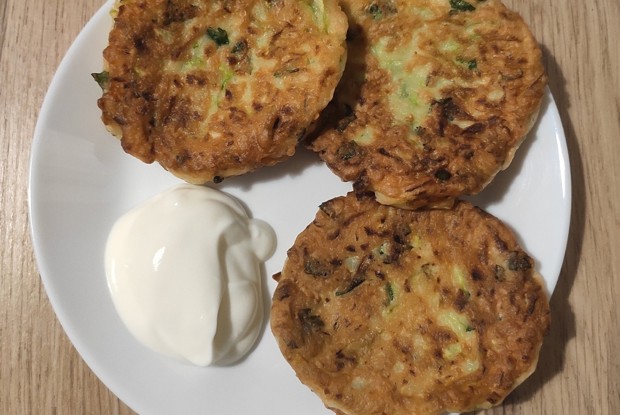 Легкие оладьи с кабачком