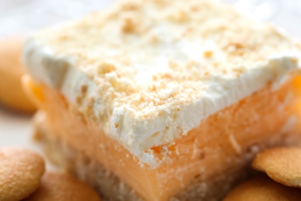 Легкий десерт с шербетом