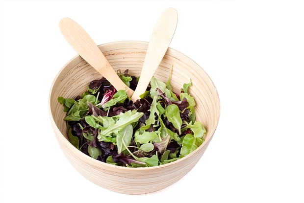 Легкий салат с горчичной заправкой