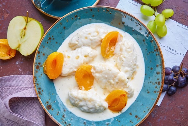 Ленивые вареники с абрикосами