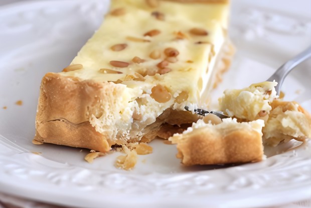 Лимонный чизкейк с кедровыми орехами