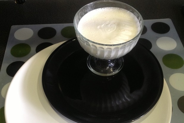 Лимонный десерт с желе