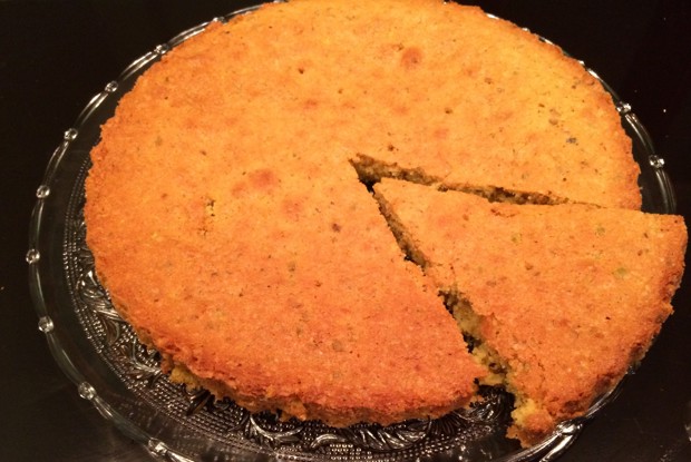 Лимонный пирог с фисташками на скорую руку