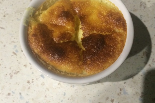 Лимонный пудинг с цедрой и соком