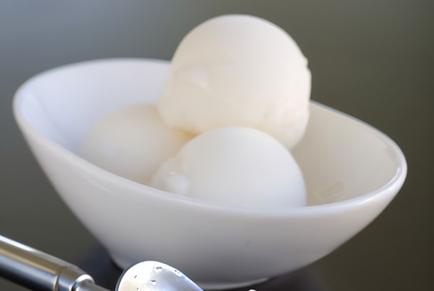 Лимонно-лавандовое мороженое (Gelato)