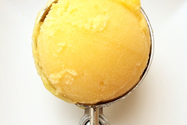 Лимонно-манговый сорбет