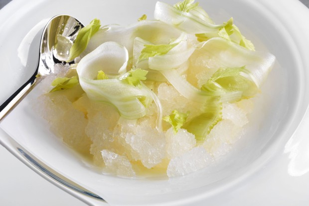 Лимонное парфе с гранитой из шампанского и сельдереем