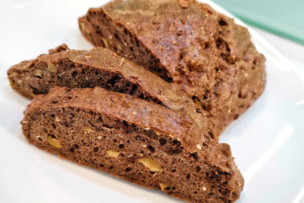 Льняной хлеб с оливками