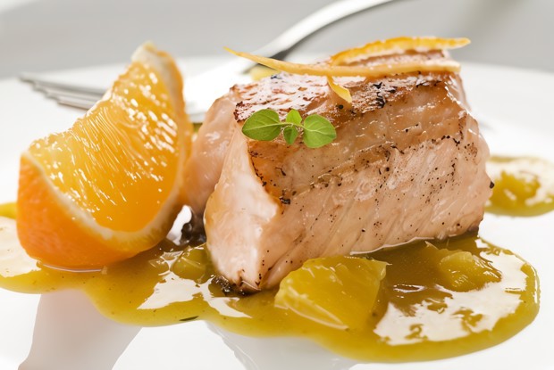 Лосось с апельсиновой заправкой